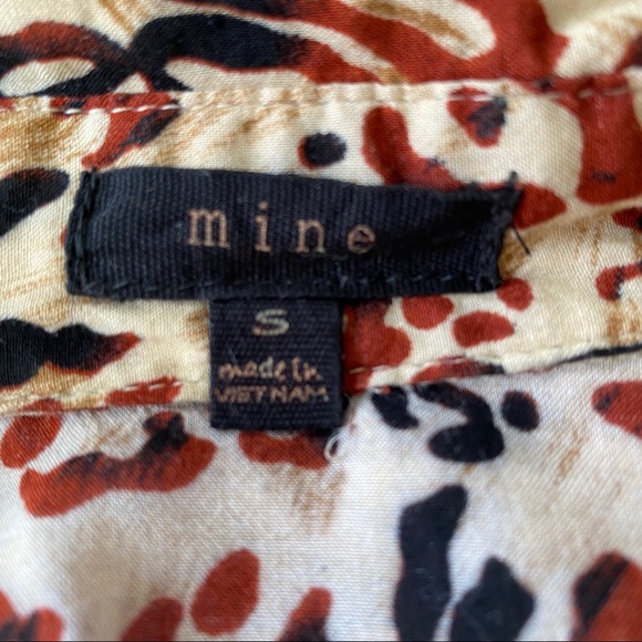 Mine Leopard Print Button Down Top - Picture 5 of 5